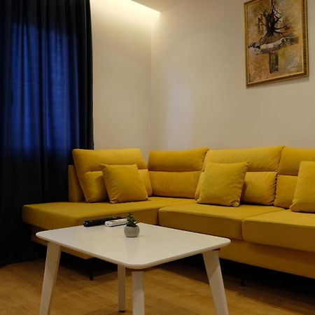2E Center Apartment Tirana Exterior photo