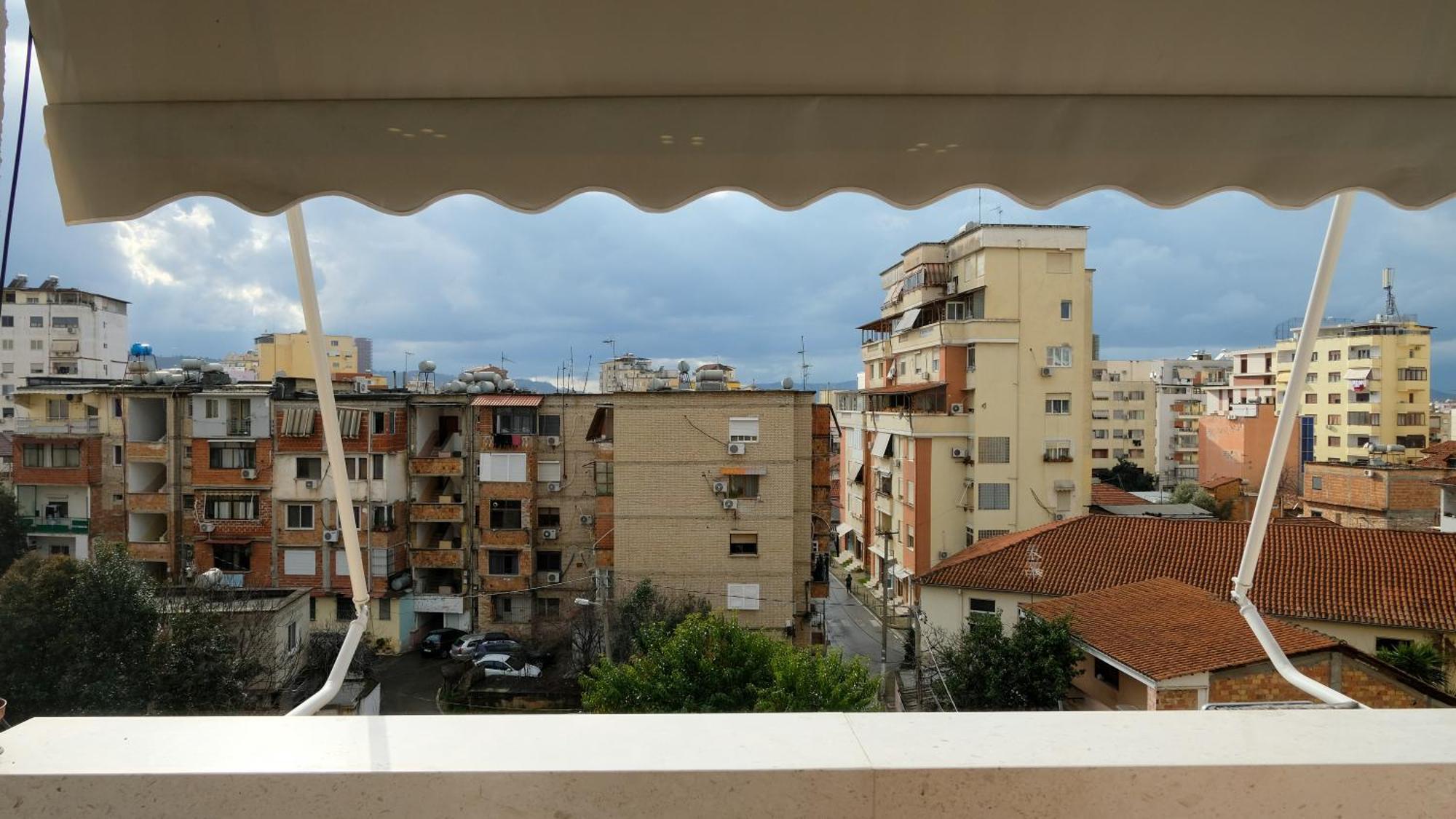 2E Center Apartment Tirana Exterior photo