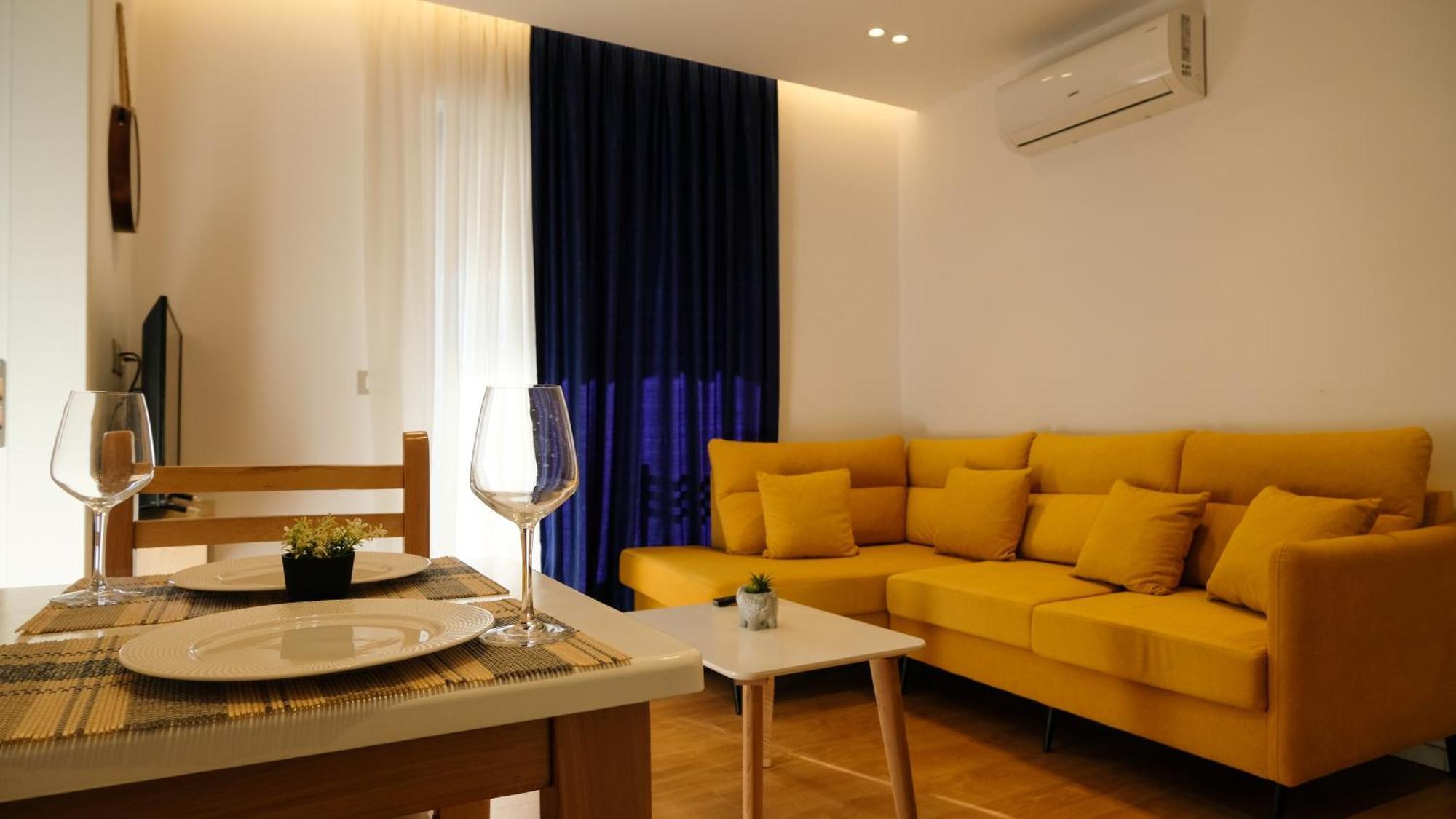 2E Center Apartment Tirana Exterior photo